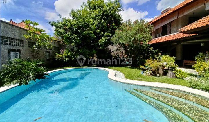 Strategic Location Villa In The Middle Petitenget, Seminyak, Bali 1