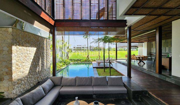 Stunning 5 BR Modern Luxury Villa Located In Canggu, Bali 1