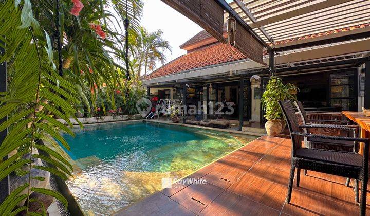 Charming Home With Homey Feel In Prime Petitenget Residence, Bali 1