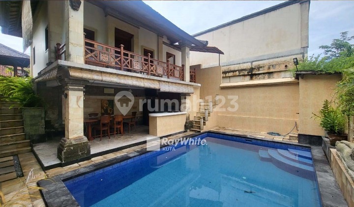 Private Edenia Villa Dekat Pantai Melasti Ungasan, Bali