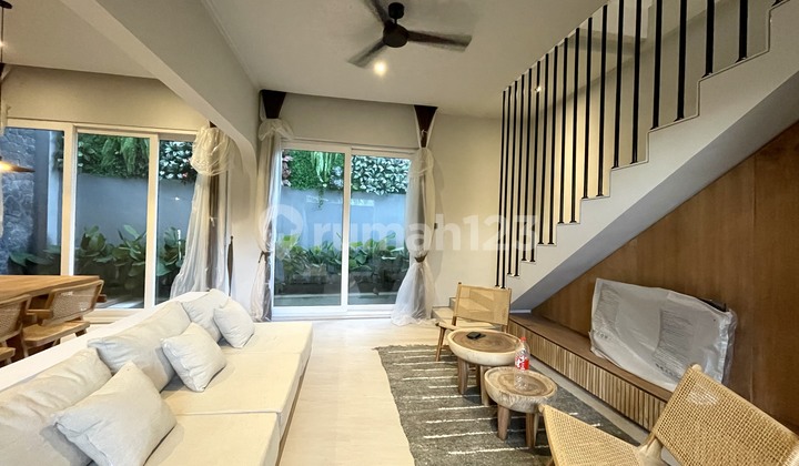 Modern Tropical 2 BR Villa Close To The Beach At Canggu, Bali