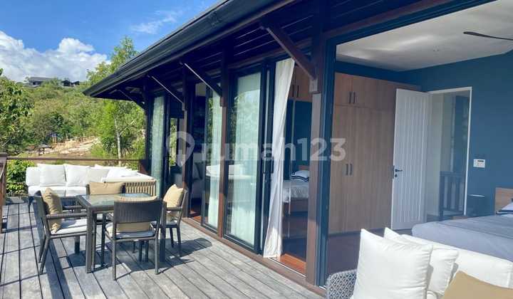 Buka Blokir Villa Kulat dengan Pemandangan Laut dan Hutan untuk Disewakan