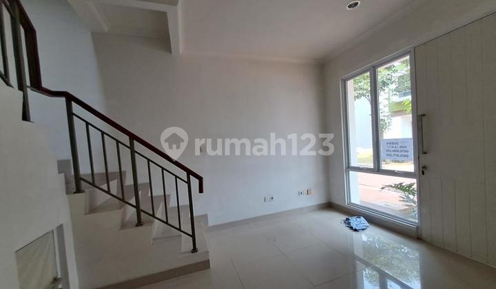 Malibu Village Cluster Gading Serpong, 2 Floors, Ready to Occupy 2