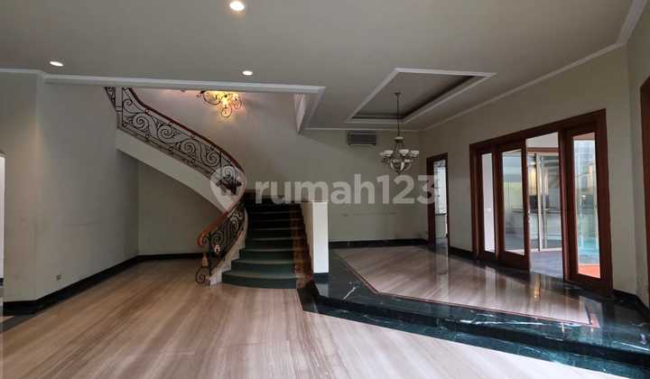Rumah Pondok Indah 2 Lantai, SHM, Private Pool 2