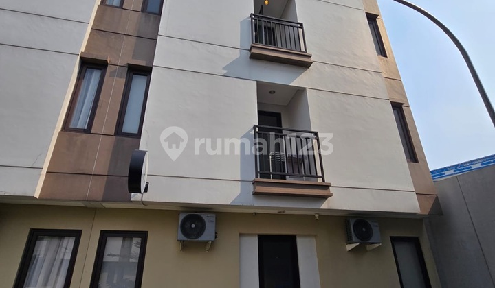 Zena At The Mozia Bsd City, 3 Lantai, Fully Furnished