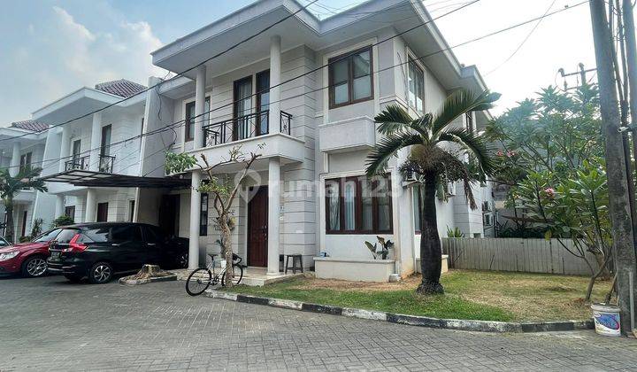 Dijual Rumah Hoek Cantik Jaksel  1