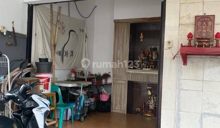 Dijual Rumah Di Grisenda 3 Lantai 1