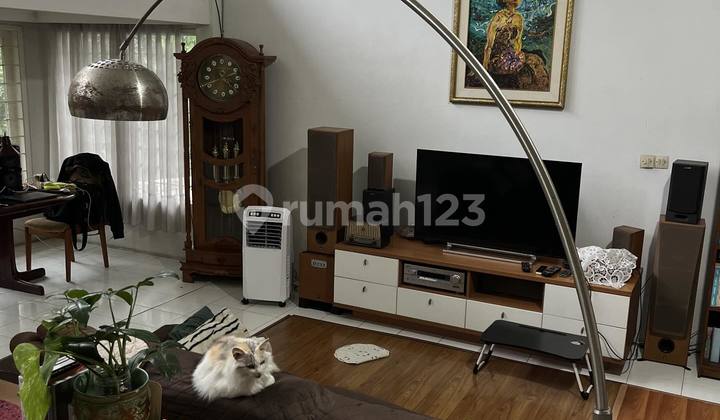 Jual Cepat Rumah Villa Sayap Setiabudhi (Harga Njop) Jual Cepat Rumah Villa Sayap Setiabudhi (Harga Njop)