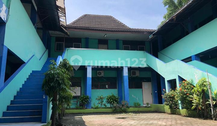 Dijual Gedung Ex Sekolah di Kawasan Anjasmoro Raya Karangayu Semarang Barat 2