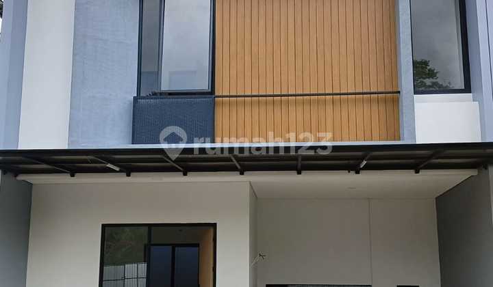 New Scandinavian 2-Story House - 200 M From Salatiga Ring Road 2