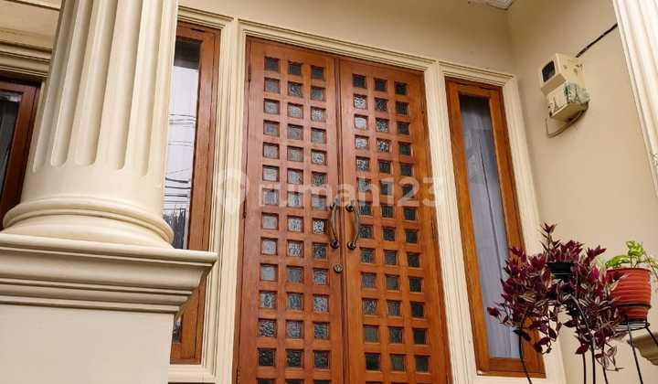 FOR SALE RUMAH BAGUS SIAP HUNI DENGAN LINGKUNGAN YANG SUDAH JADI DI GRAHA BINTARO Y