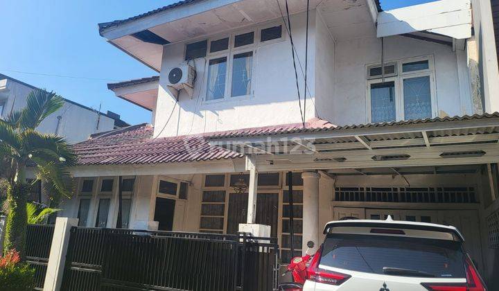 Rumah 2 Lantai Siap Huni Dijual Segera di Mertilang Bintaro 13256 2