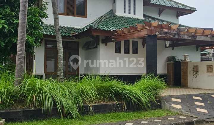 Rumah mewah posisi HOOK ada swimming pokoknya siap huni di Bintaro LS0614  2