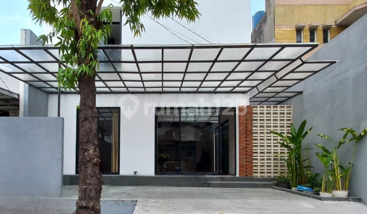 Rumah Siap Huni 2 Lantai dengan 4 Kamar Tidur di Sektor 6 Bintaro Jaya Sp 0764