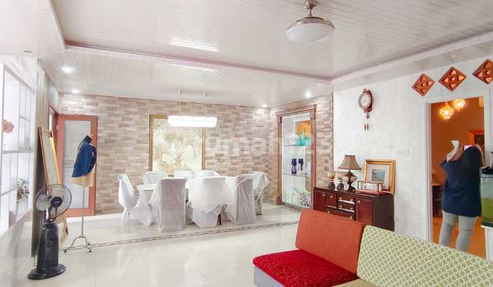 Rumah Hommy dengan desain cantik siap huni di Bintaro sektor 7 8448