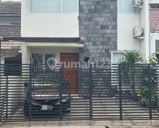 Ready-to-Occupy Flood-Free Strategic House Near Bintaro Sector 1 in East Cucur Bintaro.