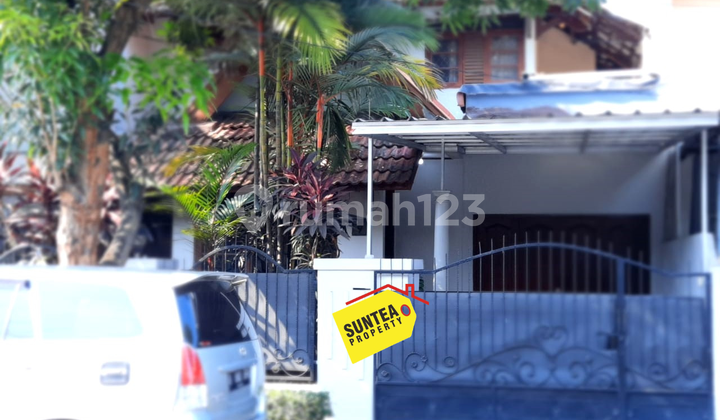 Rumah Cantik 2 Lantai Bintaro 3A Strategis (Sp 0949 Ia Ma)