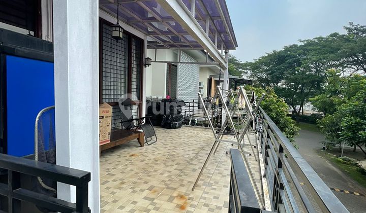Rumah Mewah Sektor 9 dengan Kolam Renang Pribadi (Sp 0208 Ia)