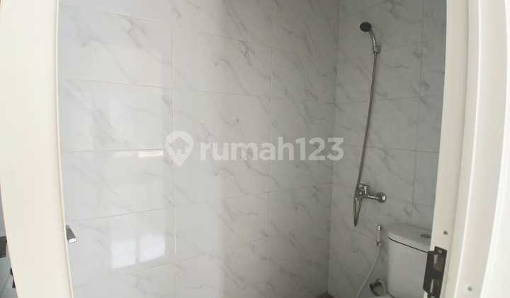 FOR SALE RUMAH BARU RENOV DI GRAHA RAYA BINTARO Y
