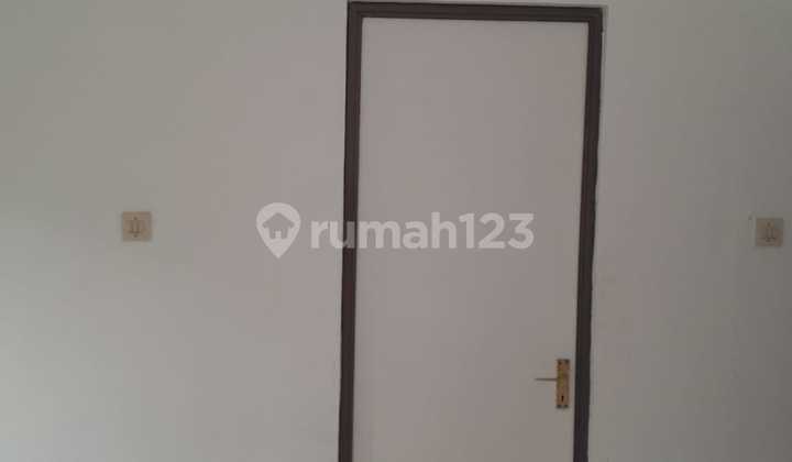 FOR RENT: HOUSE IN THE GREEN ENVIRONMENT OF ASRI GRAHA RAYA, BINTARO Y 2