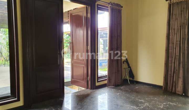 Rumah Mewah ada swimm pool siap huni di Bintaro UT2827 t