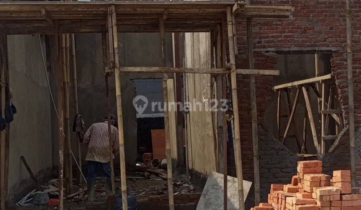 Rumah 1 Lantai Bangunan Bata Merah Dekat Stasiun Bojong Gede  1