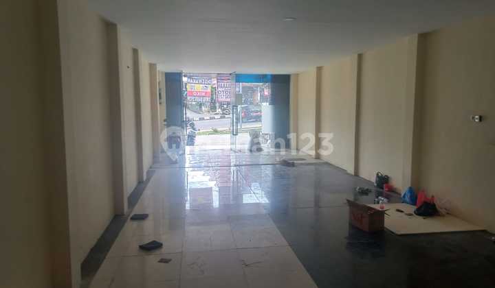 Ruko 3 lantai hadap jalan utama joglo dekat akses perumahan intercon Ruko 3 lantai hadap jalan utama joglo dekat akses perumahan intercon