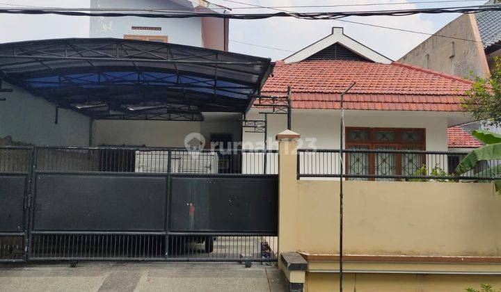 Rumah Bagus Unfurnished SHM di Darmo Baru, Surabaya 2