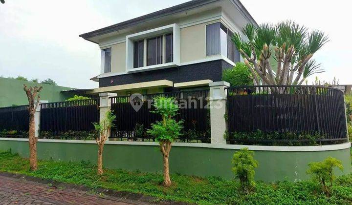 Rumah Bagus Unfurnished SHM di Alam Galaxy, Surabaya 2