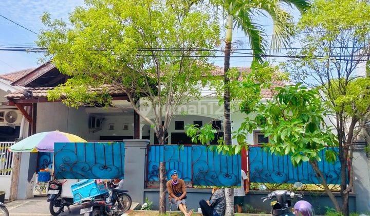 Rumah Bagus Unfurnished SHM di Tenggilis Utara , Surabaya 1