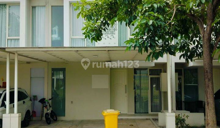 Rumah 2 Lantai Bagus Unfurnished SHM di Grand Pakuwon , Surabaya 1