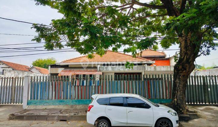 Rumah Butuh Renovasi Unfurnished SHM di Sam Ratulangi , Surabaya 1