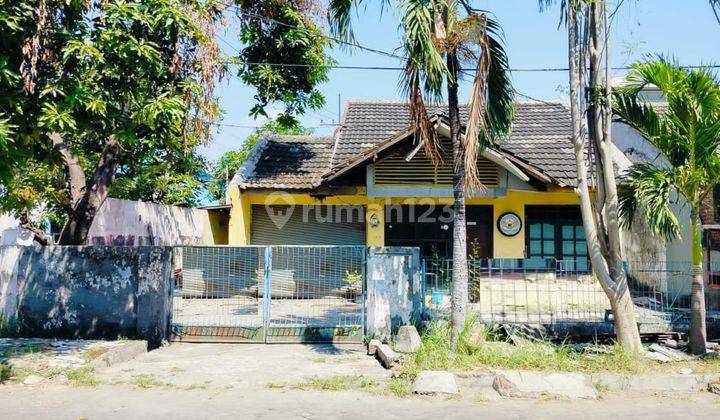 Rumah Bagus Unfurnished SHM di Gunungsari Indah, Surabaya 1