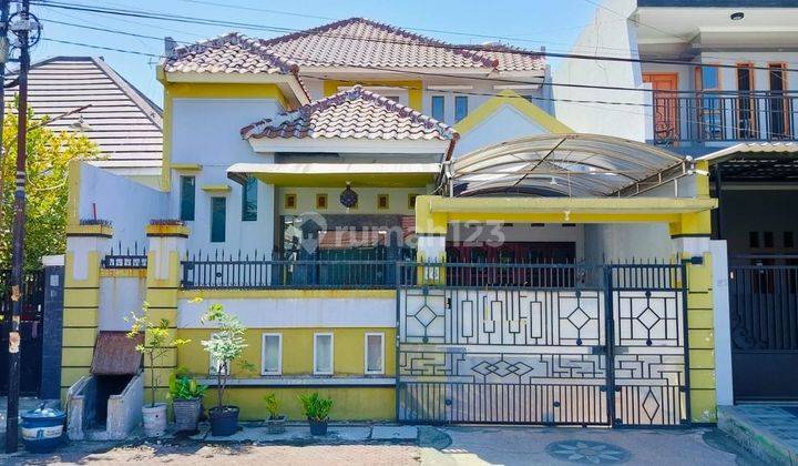 Rumah Bagus Unfurnished di Dukuh Kupang Timur , Surabaya 1