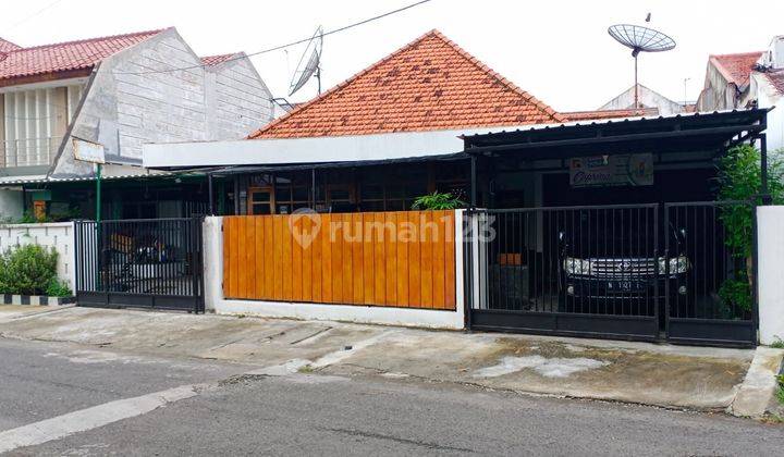 Rumah Dijual Jalan Cisadane Wonokromo Surabaya Selatan Strategis  1