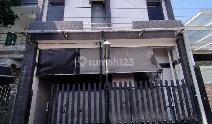 Rumah 2 Lantai Bagus Unfurnished SHM di Simpang Darmo Permai Selatan , Surabaya 2