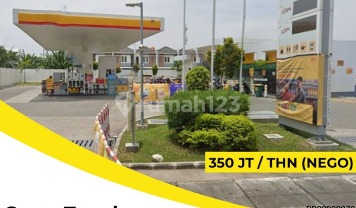 Disewakan Tanah Komersial – Ex Pom Bensin Kedung Cowek, Surabaya   Lokasi strategis di jalan utama, cocok untuk usaha SPBU, showroom, atau komersial lainnya.   Tersedia bangunan kecil bekas minimarket