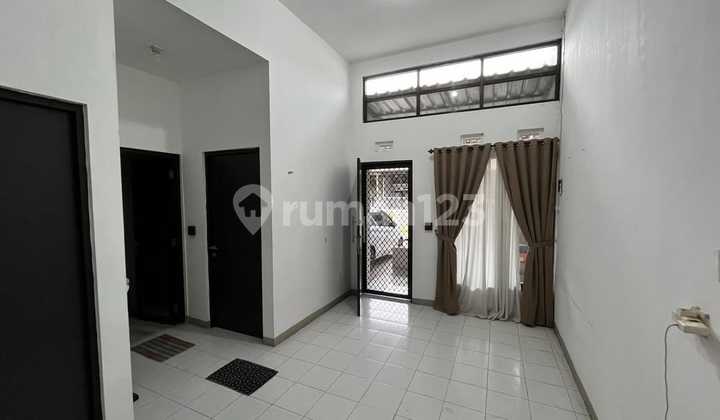 Rumah 1 Lantai Palm Oasis Sememi Surabaya Barat Semi Furnish SHM 2