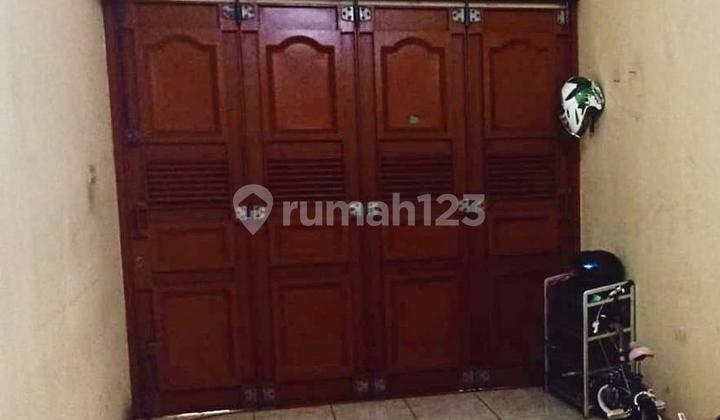 NYAMAN BANGET Rumah 2 Lantai Delta Sari Waru Sidoarjo Bangunan Siap Huni Luas 160 Meter 2
