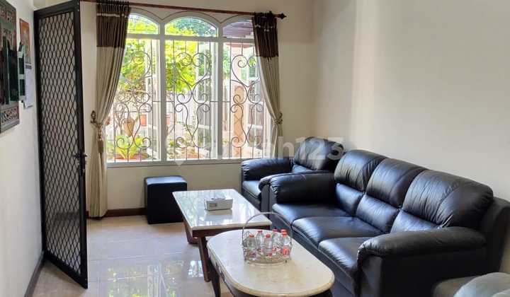 Rumah Wisma Pagesangan Surabaya Selatan Luas 165 Meter Dekat Tol Rumah Wisma Pagesangan Surabaya Selatan Luas 165 Meter Dekat Tol