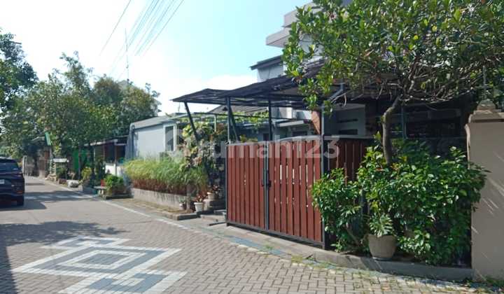 DEKAT EXIT TOL & MALL LIPPO Dijual Rumah Pondok Jati Sidoarjo Bangunan 2 Lantai Luas 175 Meter 1