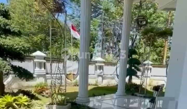 Luxury House Gayung Kebonsari South Surabaya Fully Furnished 2