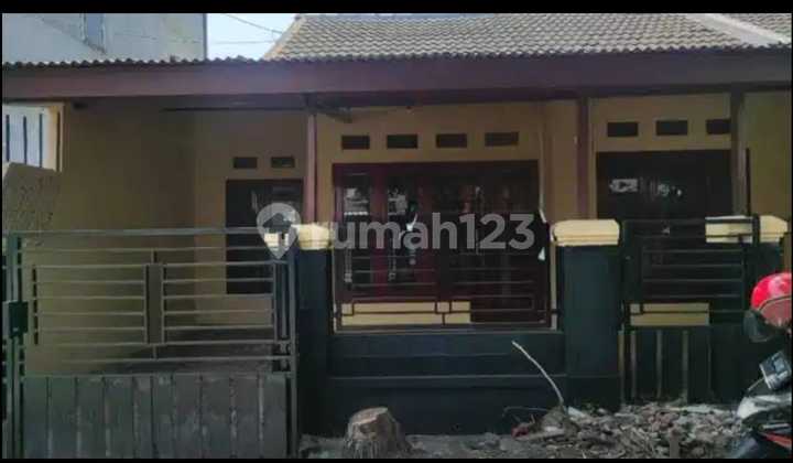 ‼️Need Fast Action‼️ For Sale House Near Toll Exit Location at Perum. Pondok Candra Waru Sidoarjo