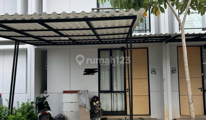 Rumah Semi Furnished di Cendana Icon Premiere, Karawaci 1