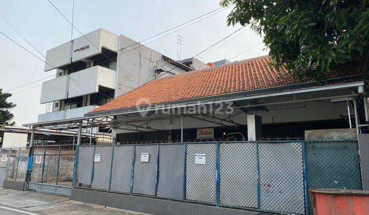 Rumah tua lokasi komersil,bisa utk office harga dibawah NJOP jauh Kramat Senen Jakarta pusat 1