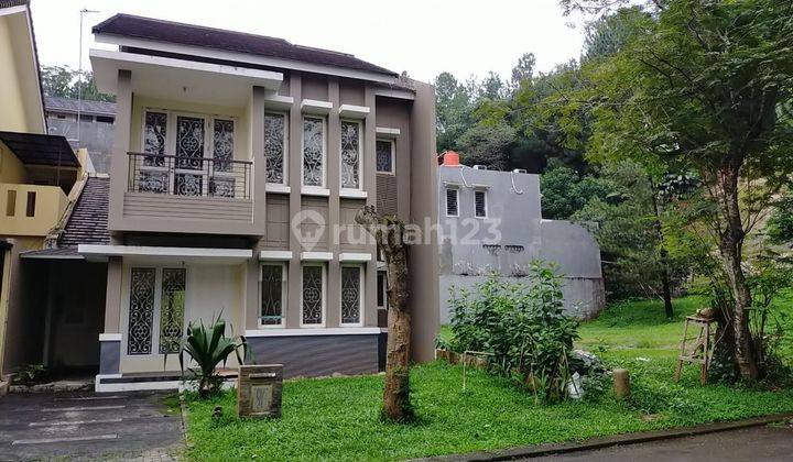 Disewakan Rumah Furnished di Cluster Bellagio The Green Bsd 1