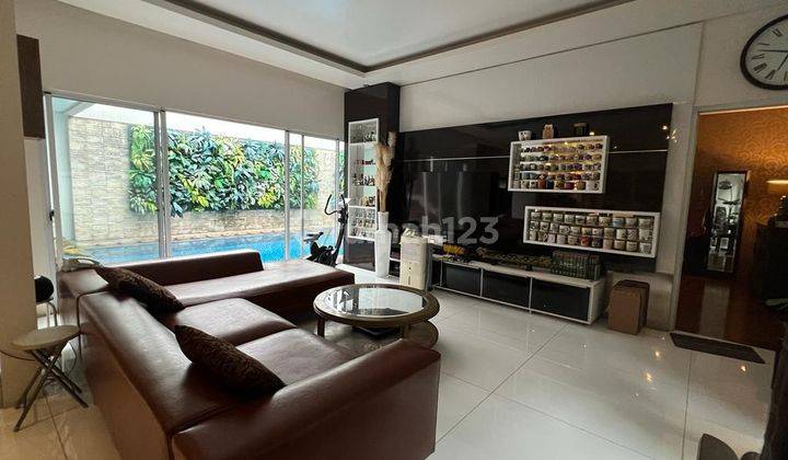 Dijual Rumah Mewah Hoek 2 Lantai di Pancoran Jakarta Selatan 2