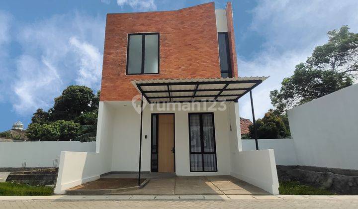 Dijual Rumah Baru Semi Furnished di The Grand Mansion Cisauk 1