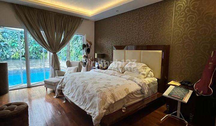 Dijual Rumah Mewah Hoek 2 Lantai di Pancoran Jakarta Selatan 2