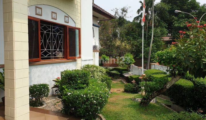 Dijual Rumah Asri 2 Lantai Siap Huni  Di Cinere 2